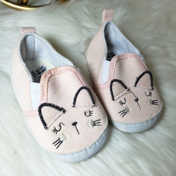 Chick Pea Pink Kitty cat slip on shoes 6-9 mo. - Picture 2 of 11